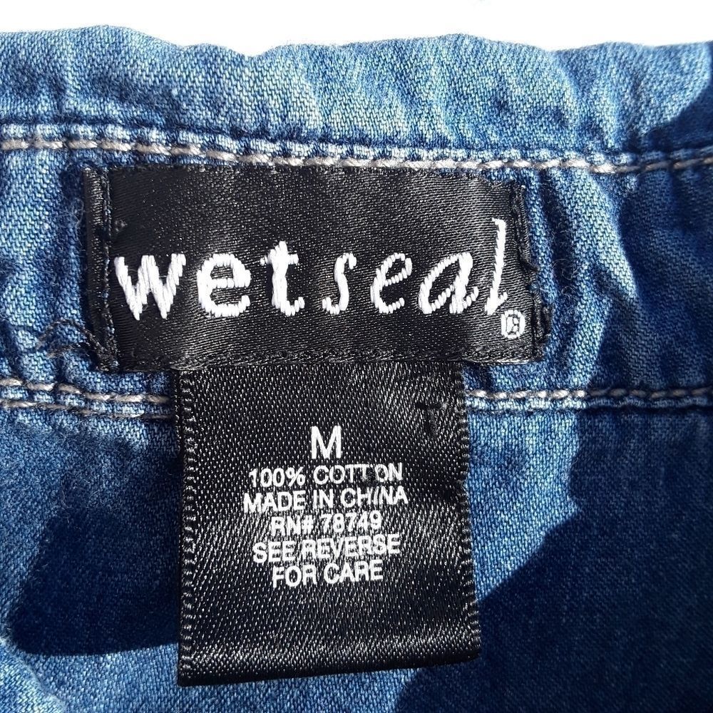 Wet Seal Chambray top - Picture 10 of 10